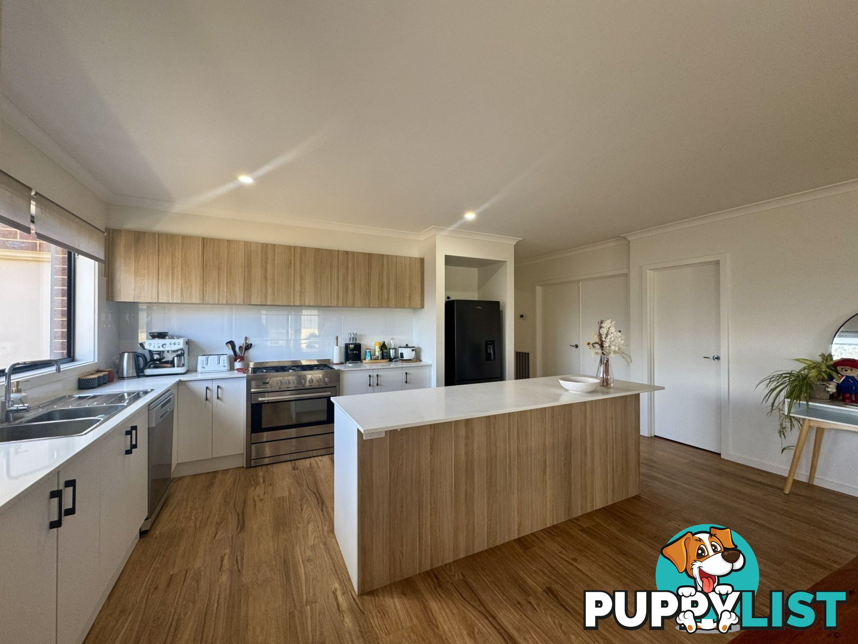 8 Tarrnook Drive STRATHFIELDSAYE VIC 3551