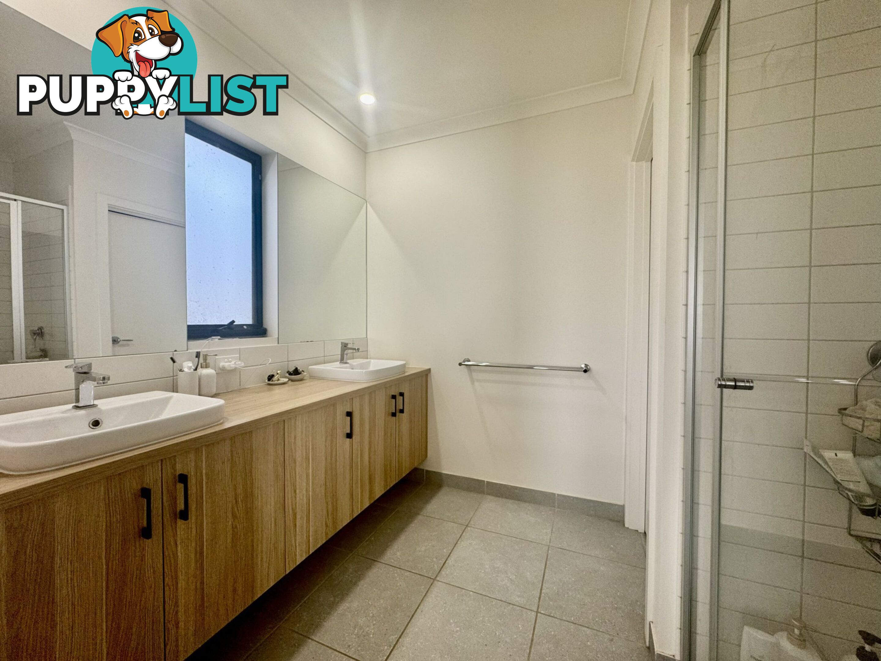 8 Tarrnook Drive STRATHFIELDSAYE VIC 3551