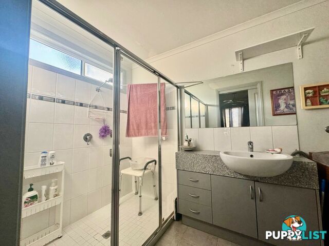 Cabin 24 25-51 Crescent Street ECHUCA VIC 3564