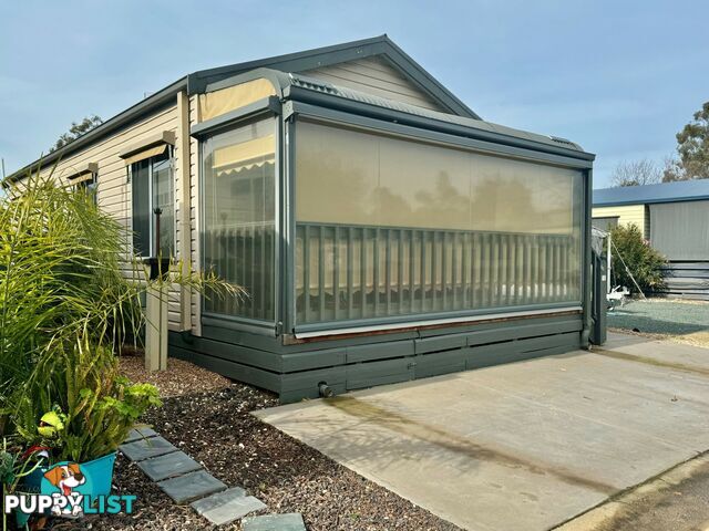 Cabin 66 Rich River Tourist Park 25-51 Crescent S ECHUCA VIC 3564