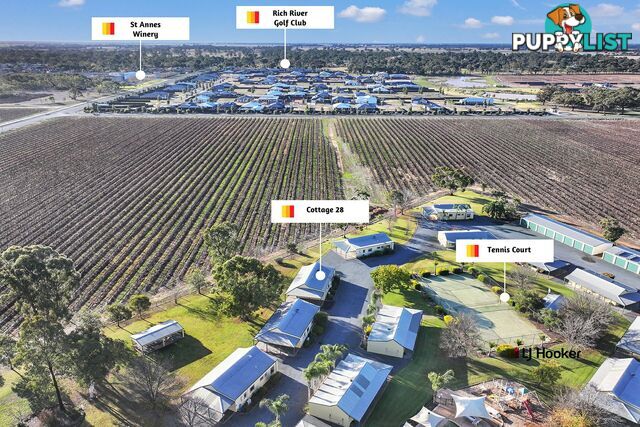 Villa 28/162 Perricoota Road MOAMA NSW 2731