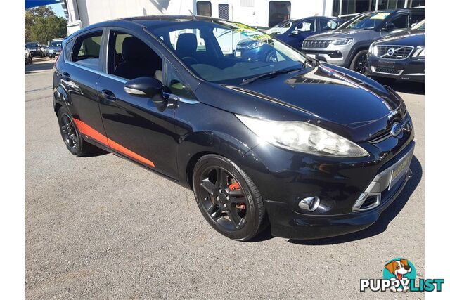 2010 FORD FIESTA   