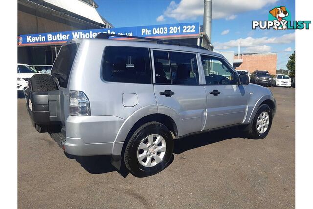 2010 MITSUBISHI PAJERO GLX LWB (4X4) NT MY10 4D WAGON