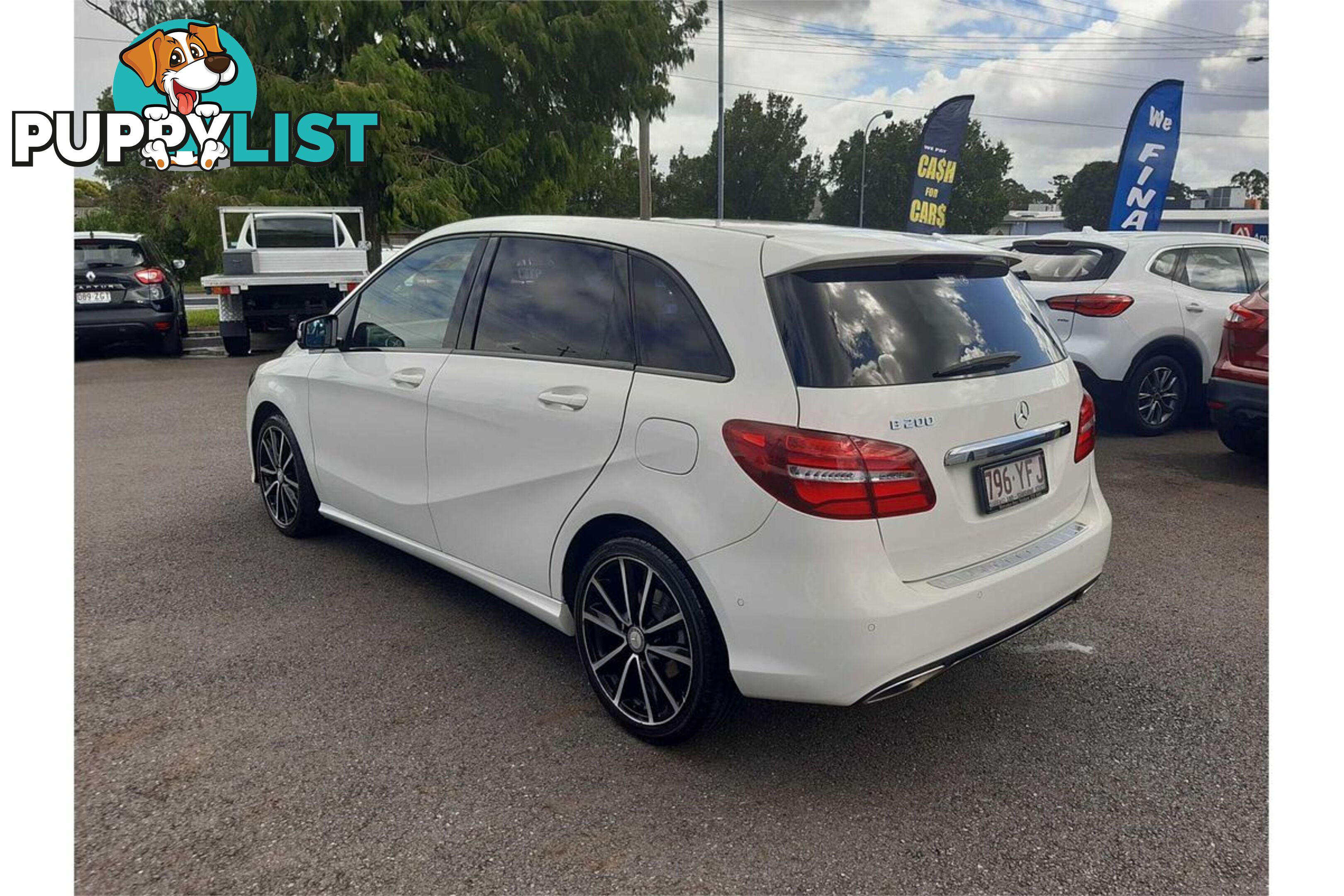 2017 MERCEDES-BENZ B200  246 MY17.5 5D HATCHBACK