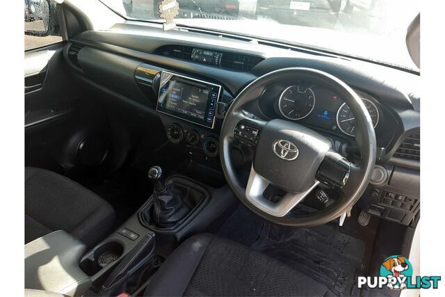 2017 TOYOTA HILUX SR GUN123R C/CHAS