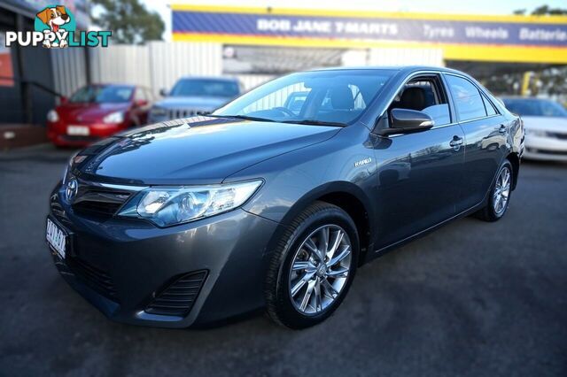 2013 TOYOTA CAMRY   SEDAN