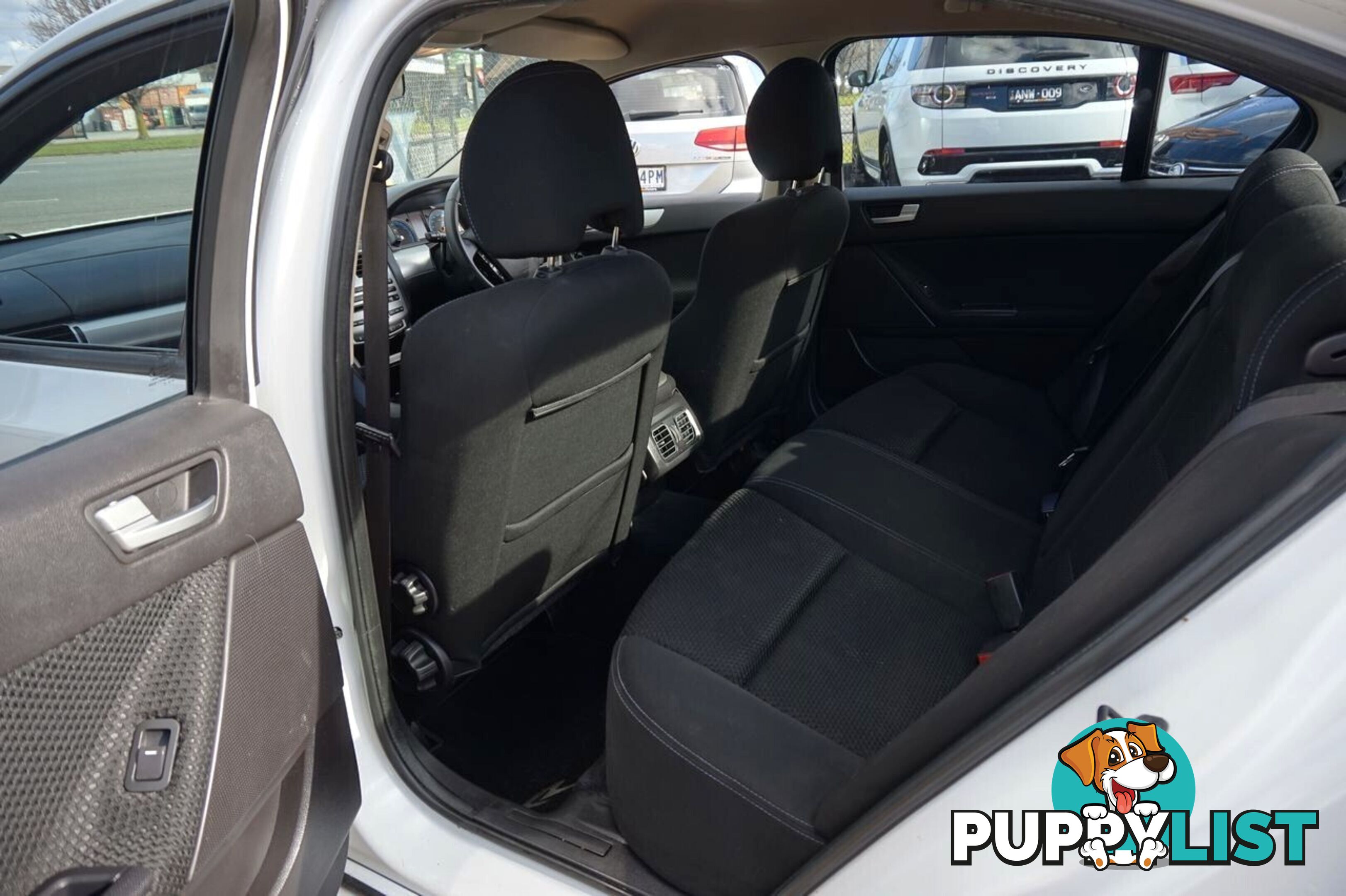 2011 FORD FALCON   SEDAN