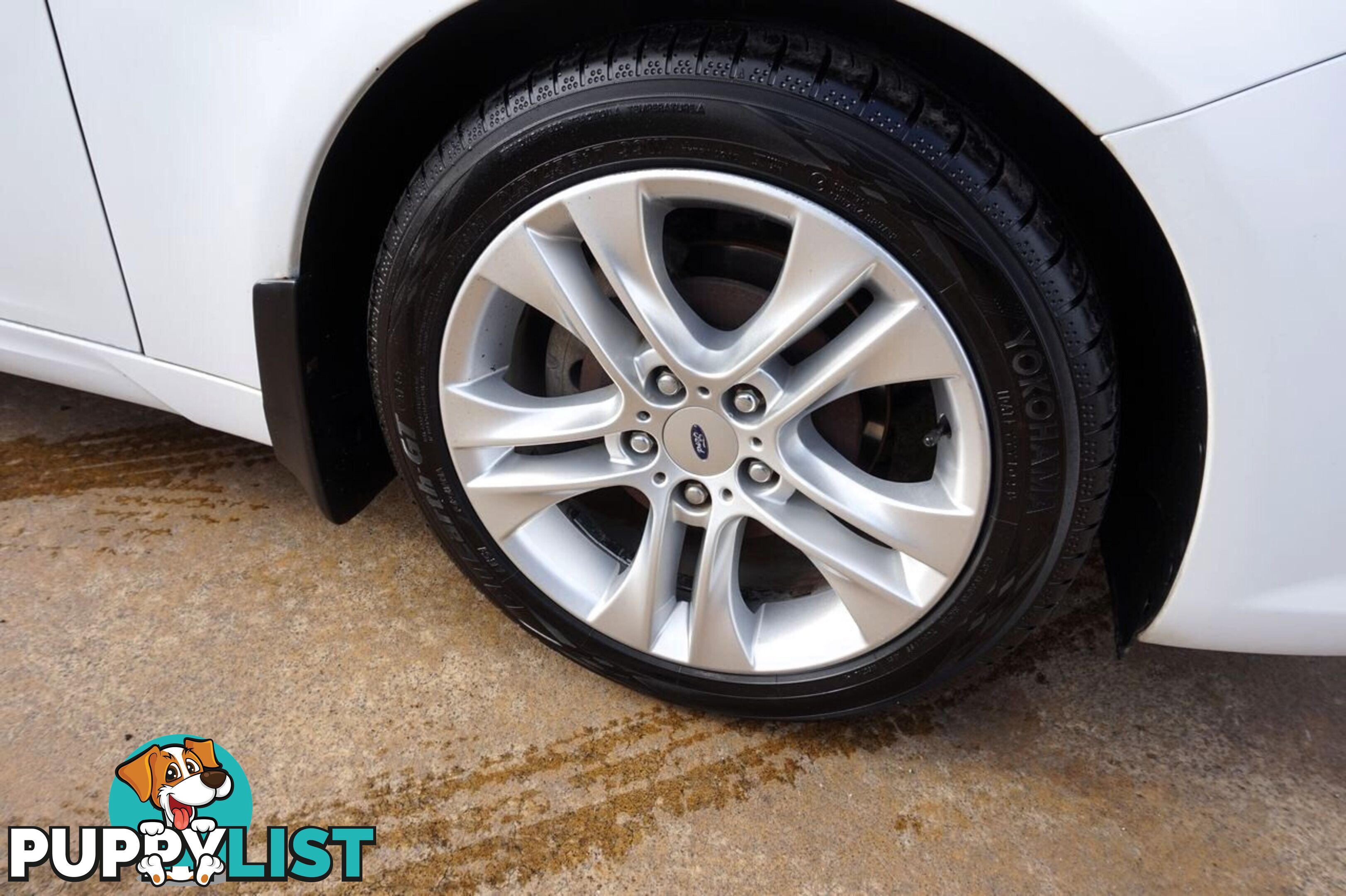 2011 FORD FALCON   SEDAN