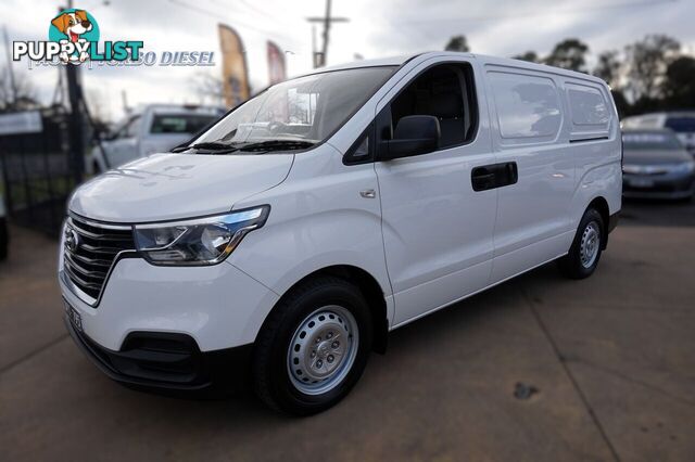 2019 HYUNDAI ILOAD   VAN