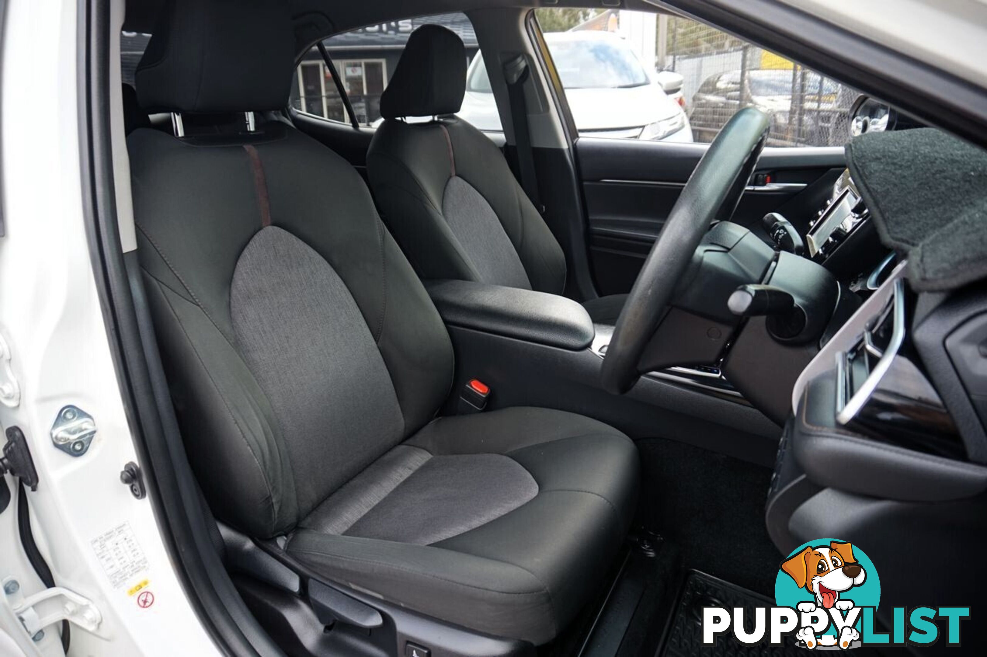 2018 TOYOTA CAMRY   SEDAN