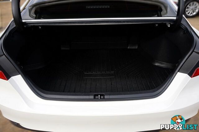 2018 TOYOTA CAMRY   SEDAN