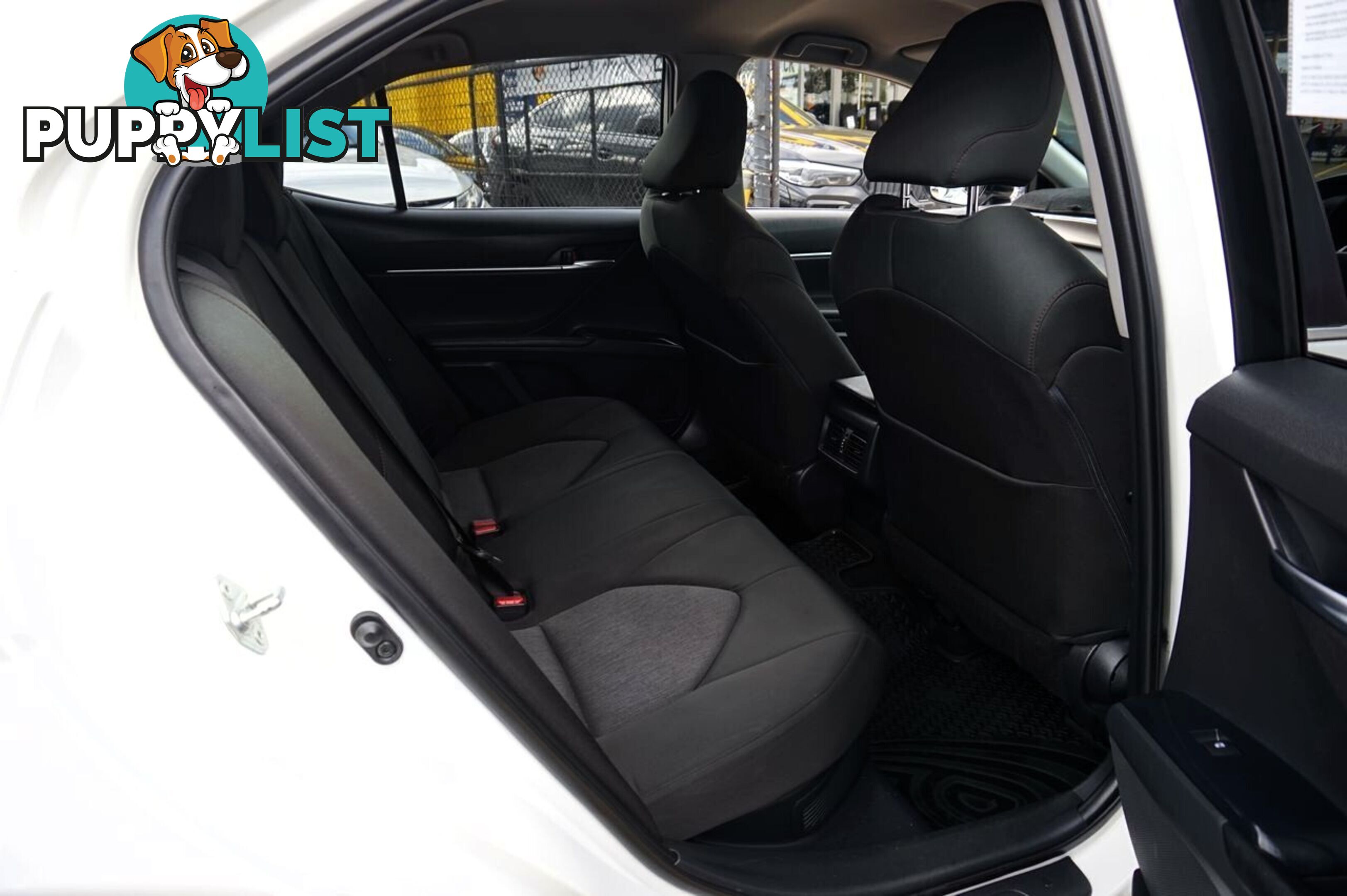 2018 TOYOTA CAMRY   SEDAN