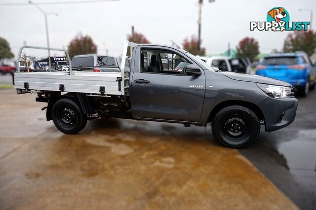 2020 TOYOTA HILUX   CAB CHASSIS