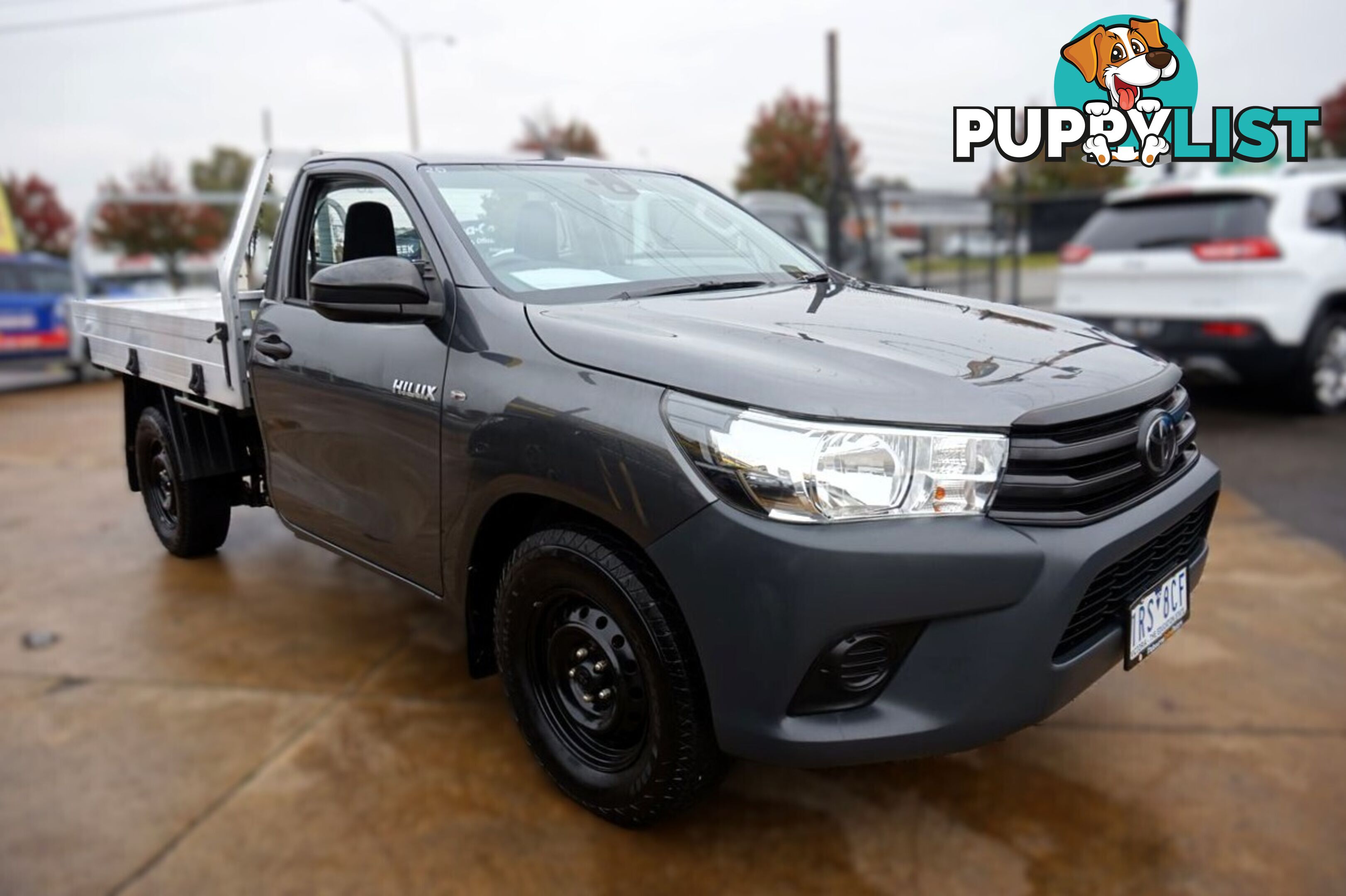 2020 TOYOTA HILUX   CAB CHASSIS