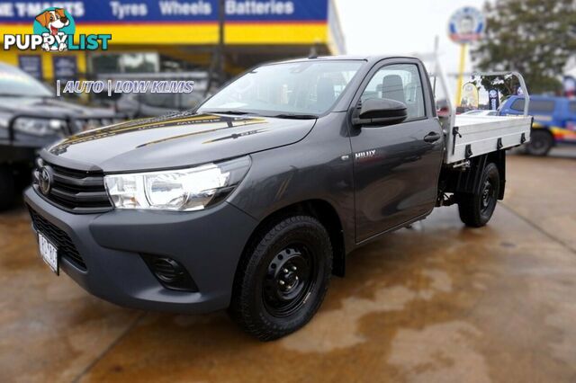 2020 TOYOTA HILUX   CAB CHASSIS