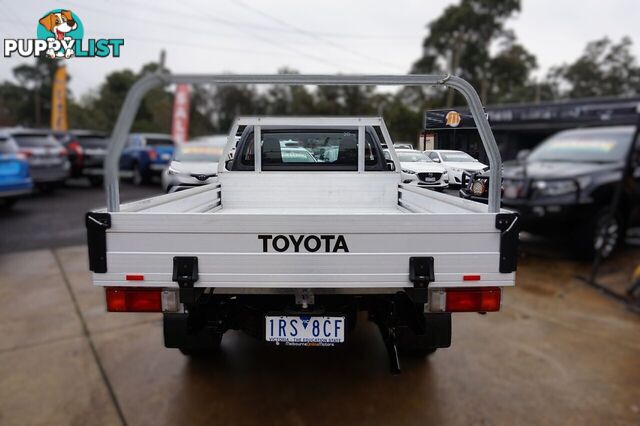 2020 TOYOTA HILUX   CAB CHASSIS