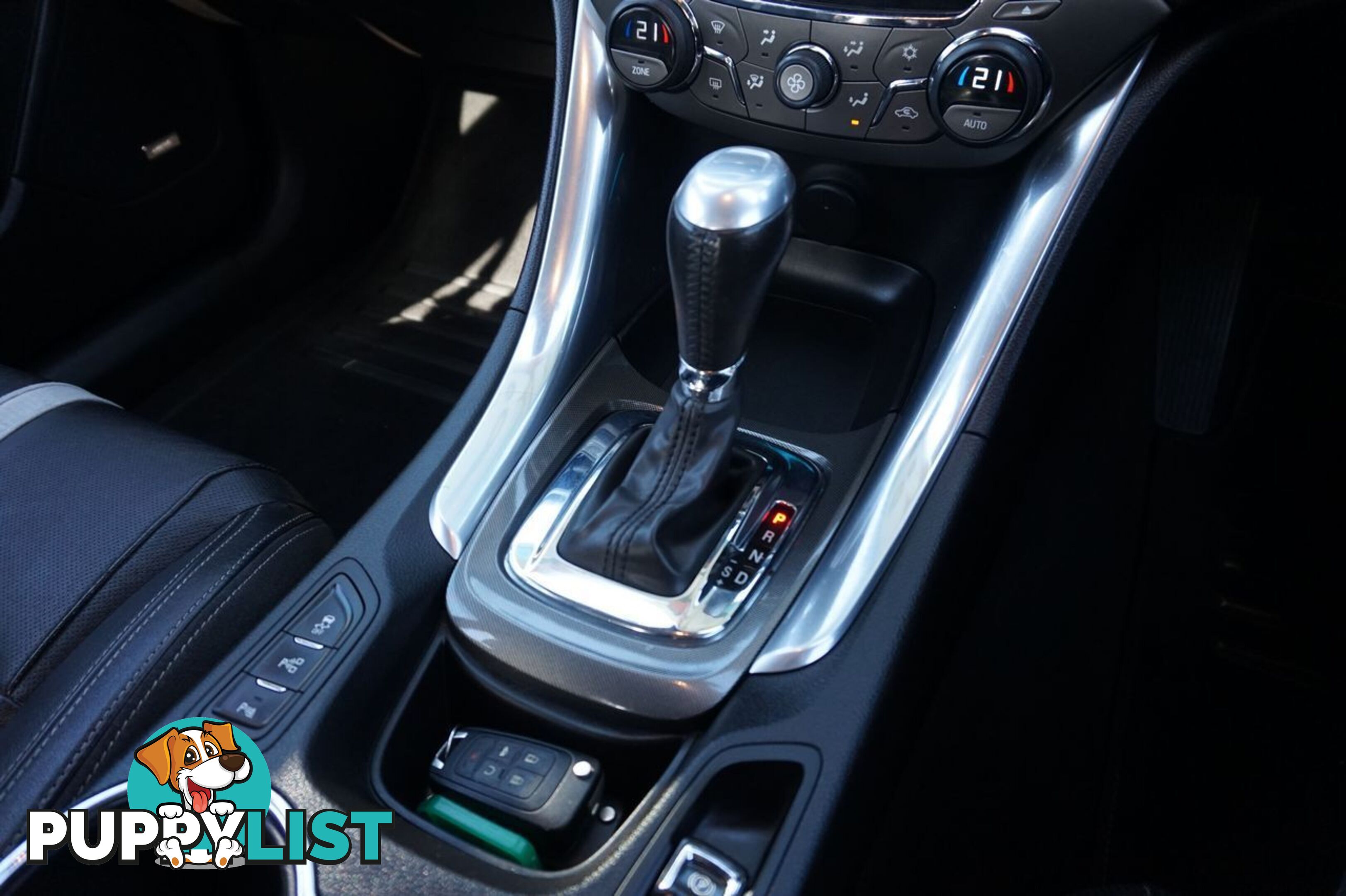 2013 HOLDEN CALAIS   SEDAN