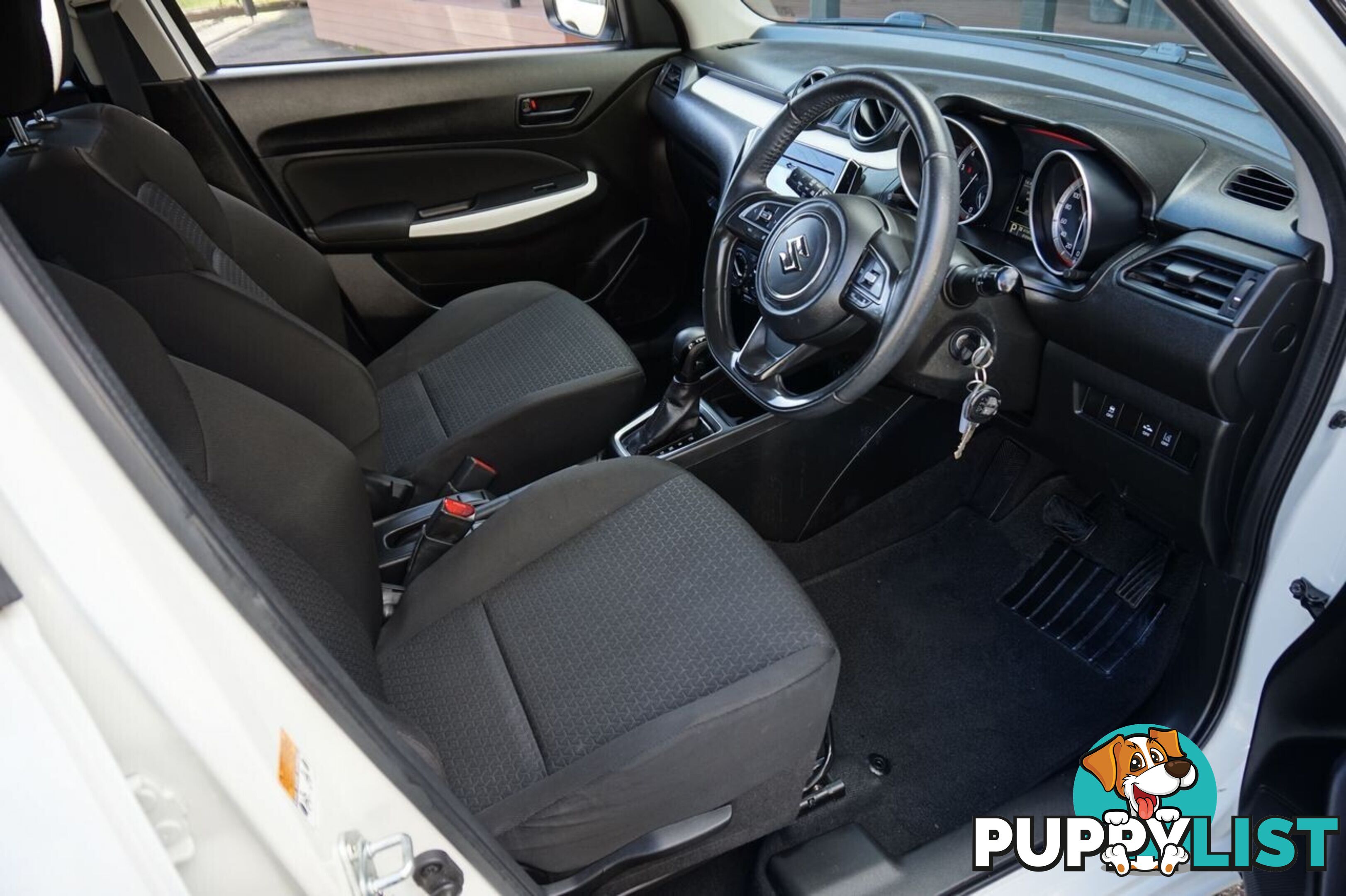 2019 SUZUKI SWIFT   HATCHBACK
