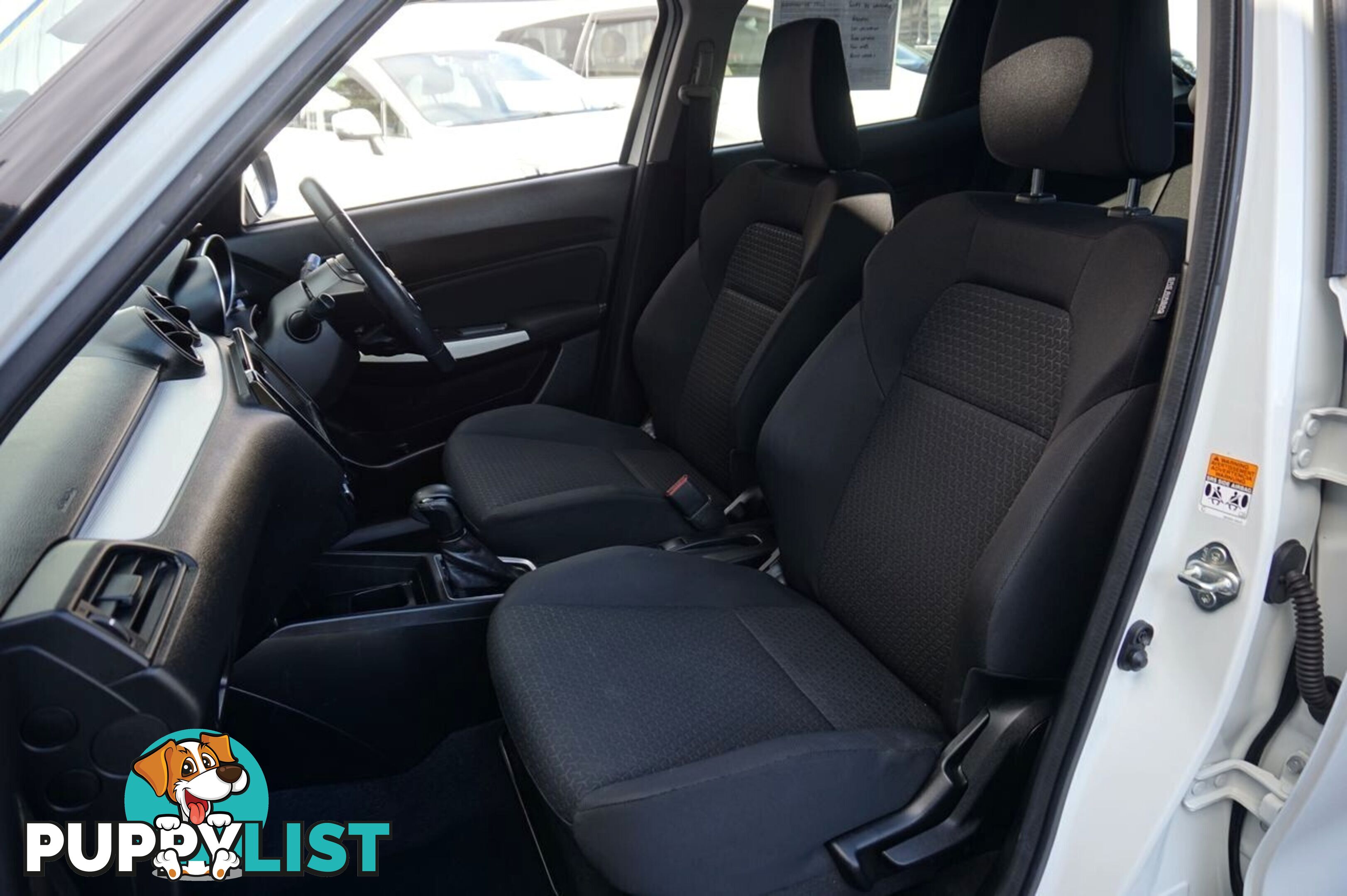 2019 SUZUKI SWIFT   HATCHBACK