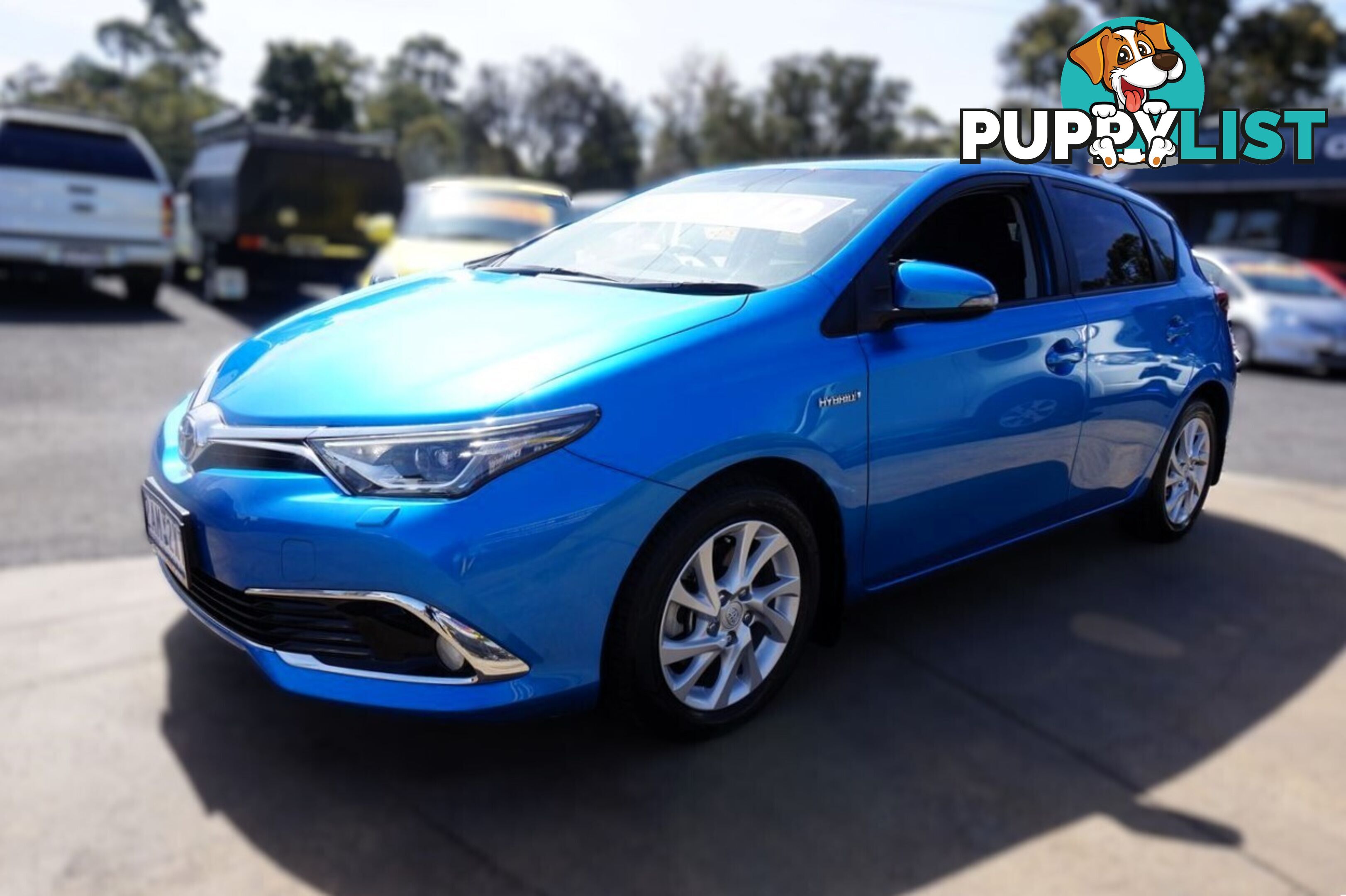 2017 TOYOTA COROLLA   HATCHBACK