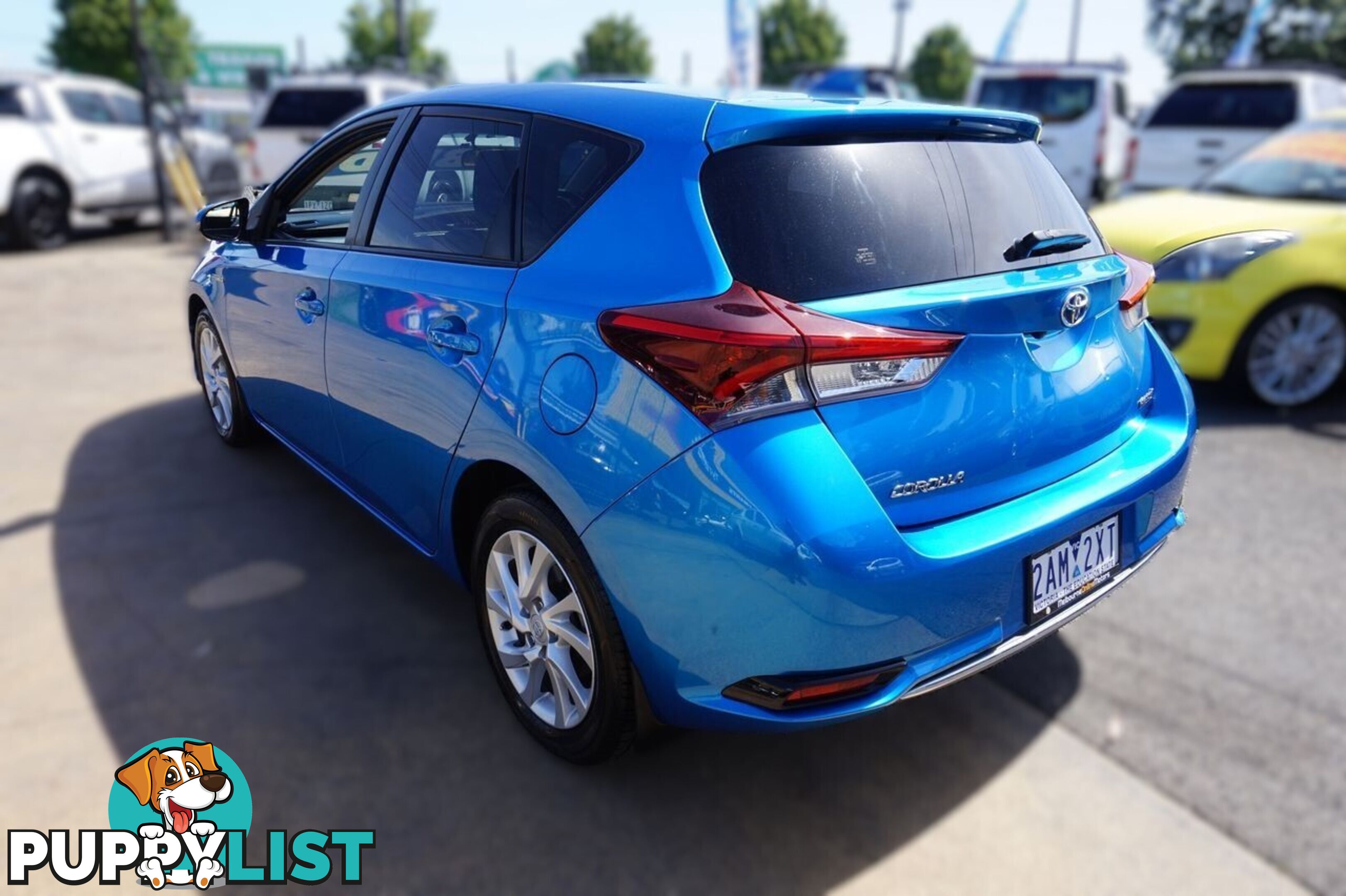 2017 TOYOTA COROLLA   HATCHBACK