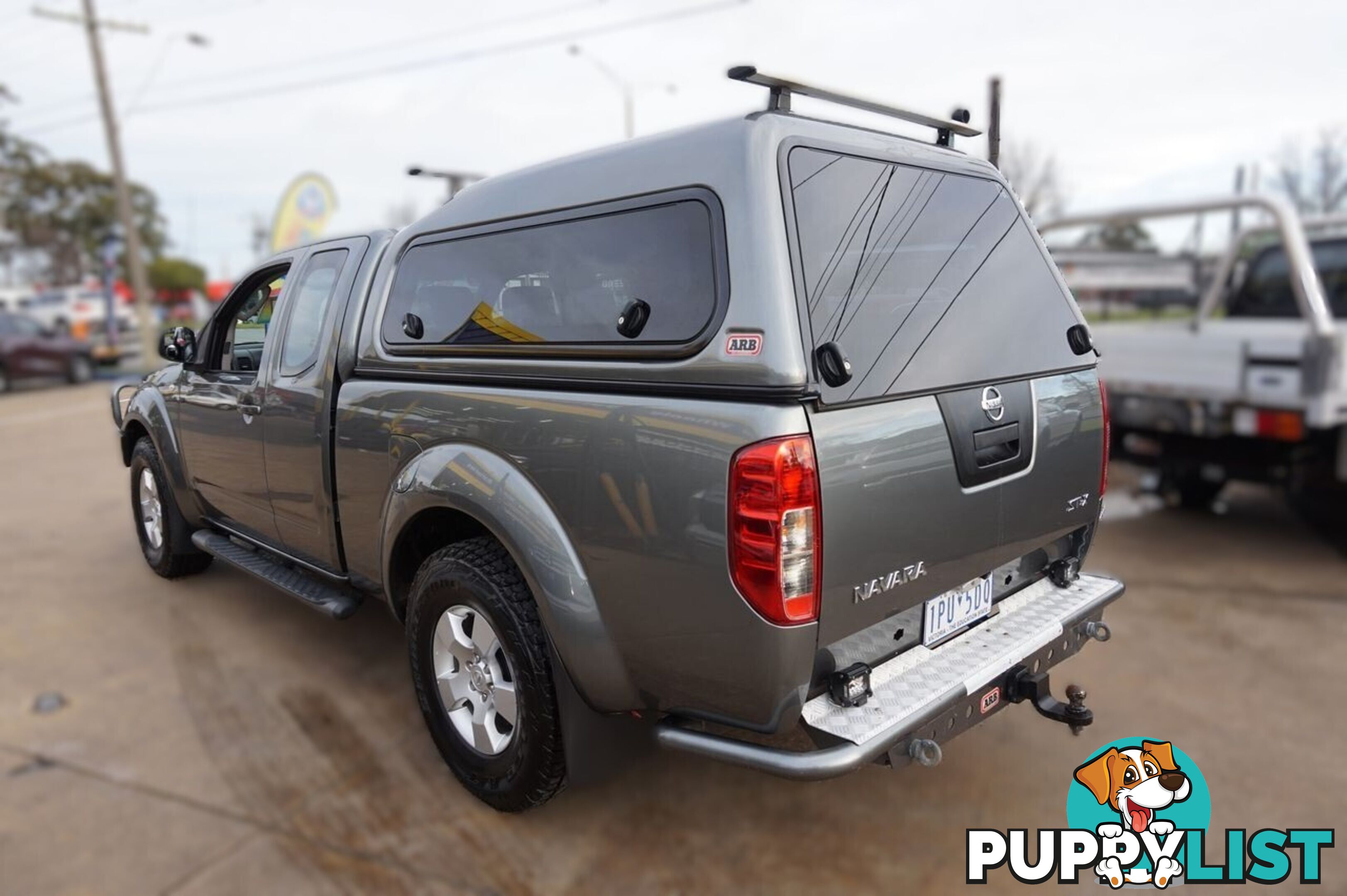 2011 NISSAN NAVARA   UTILITY