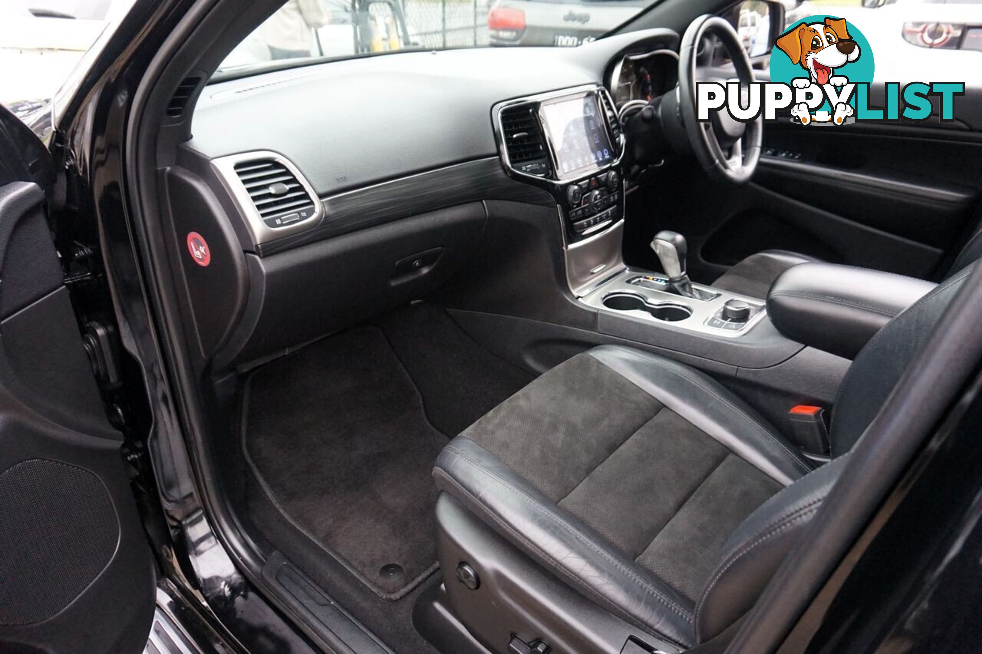2019 JEEP GRAND   WAGON