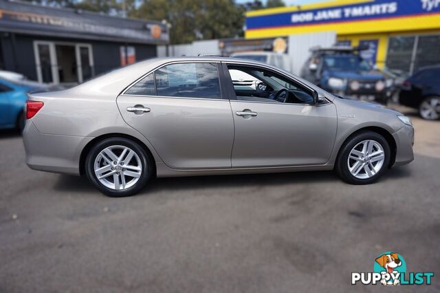 2013 TOYOTA CAMRY   SEDAN