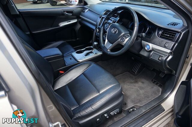 2013 TOYOTA CAMRY   SEDAN