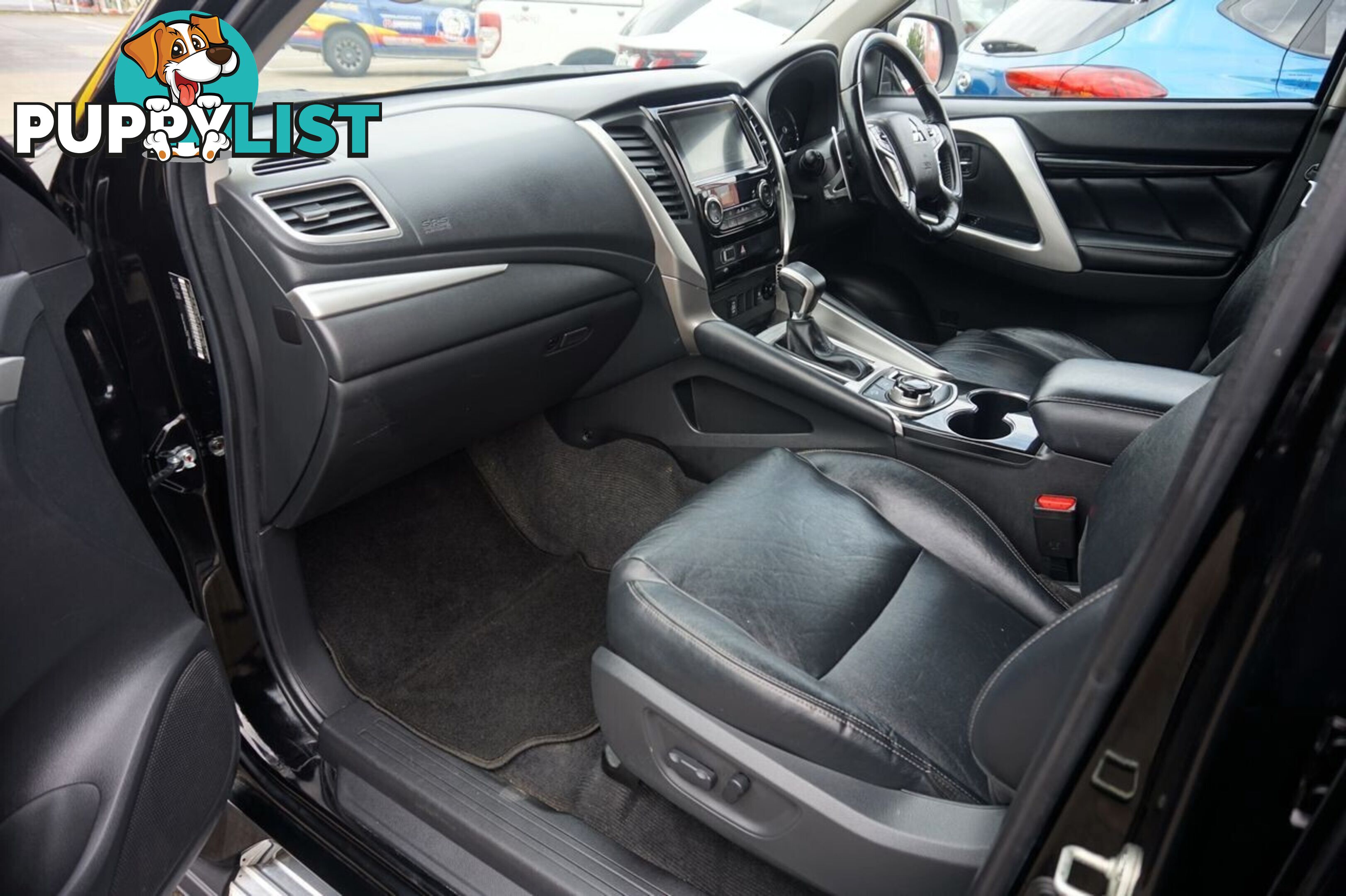 2018 MITSUBISHI PAJERO   WAGON
