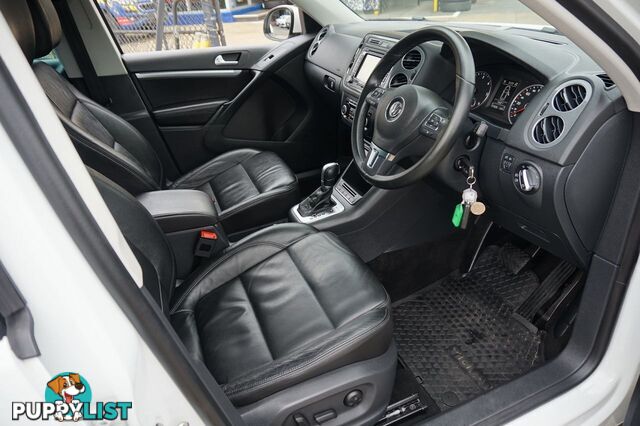 2015 VOLKSWAGEN TIGUAN   WAGON