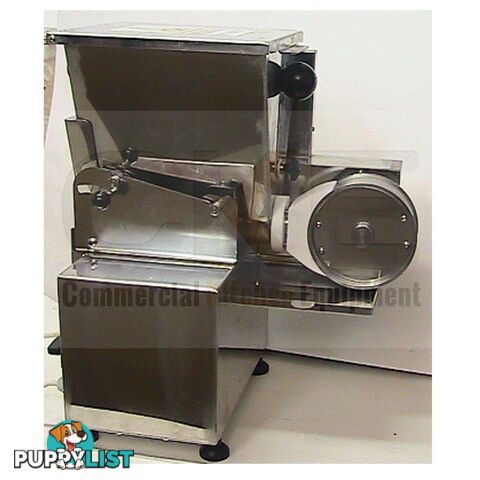 NEW COMMERCIAL AUTOMATIC FALAFEL BALL MAKER MACHINE BM60 Attach to Deep Fryer - BM60