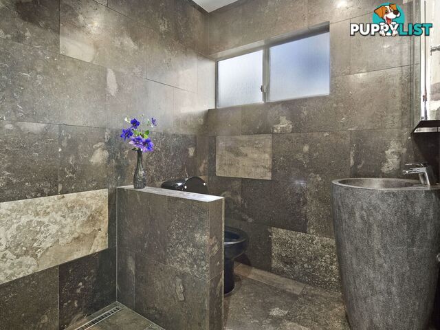 250 David Low Way PEREGIAN BEACH QLD 4573