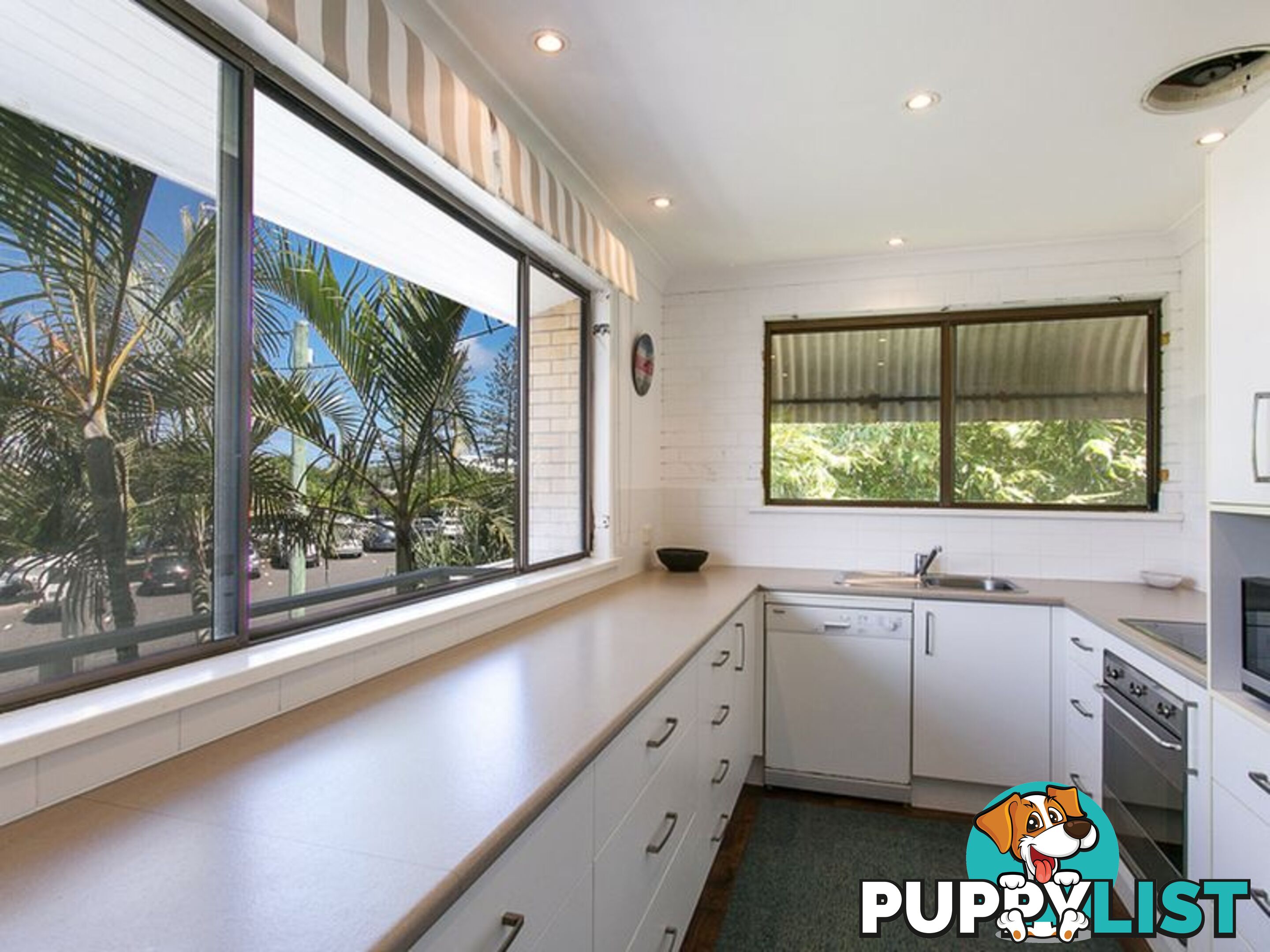 1/22 Kingfisher Drive PEREGIAN BEACH QLD 4573