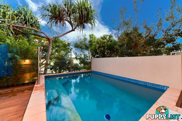 2/10 Martin Street PEREGIAN BEACH QLD 4573