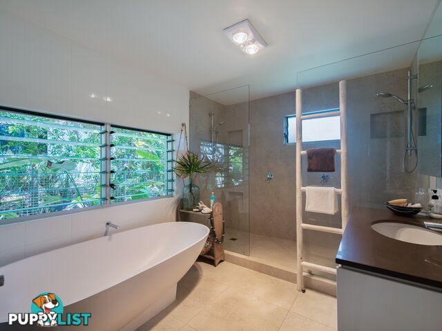 2 Coucal Crescent PEREGIAN BEACH QLD 4573