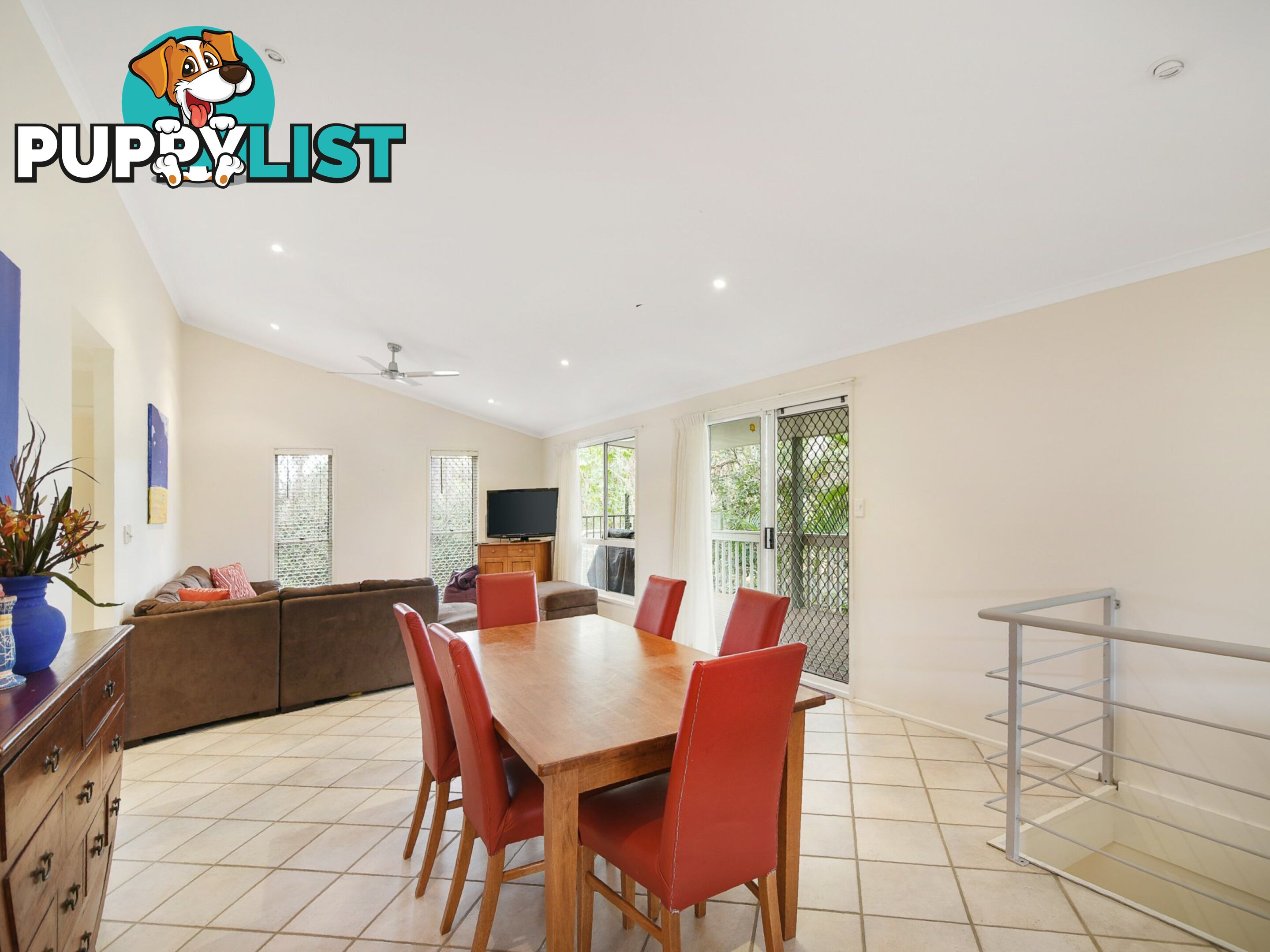 10 Callitris Crescent MARCUS BEACH QLD 4573