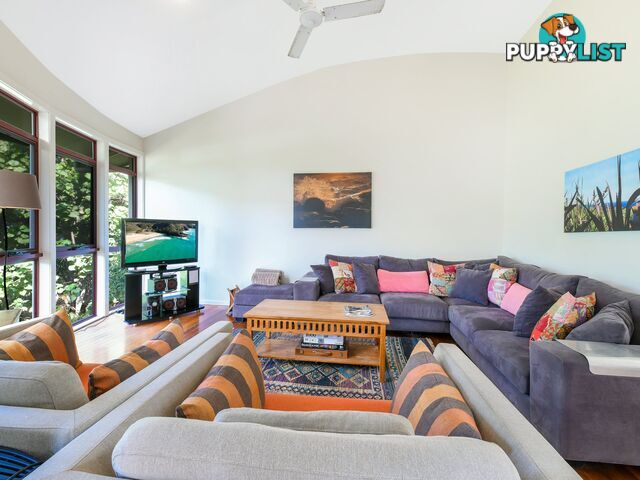 5 Callitris Crescent MARCUS BEACH QLD 4573