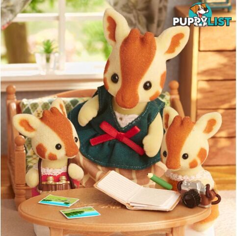 Sylvanian Families - Highbranch Giraffe Family - Mdsf5639 - 5054131056394