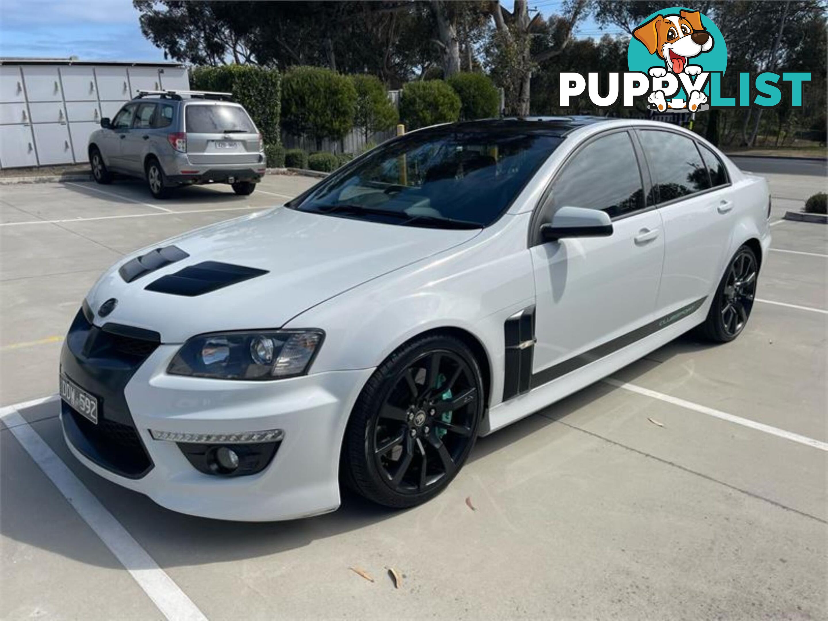 2011 HOLDENSPECIALVEHICLES CLUBSPORT R8SVBLACKEDITION ESERIES3 SEDAN