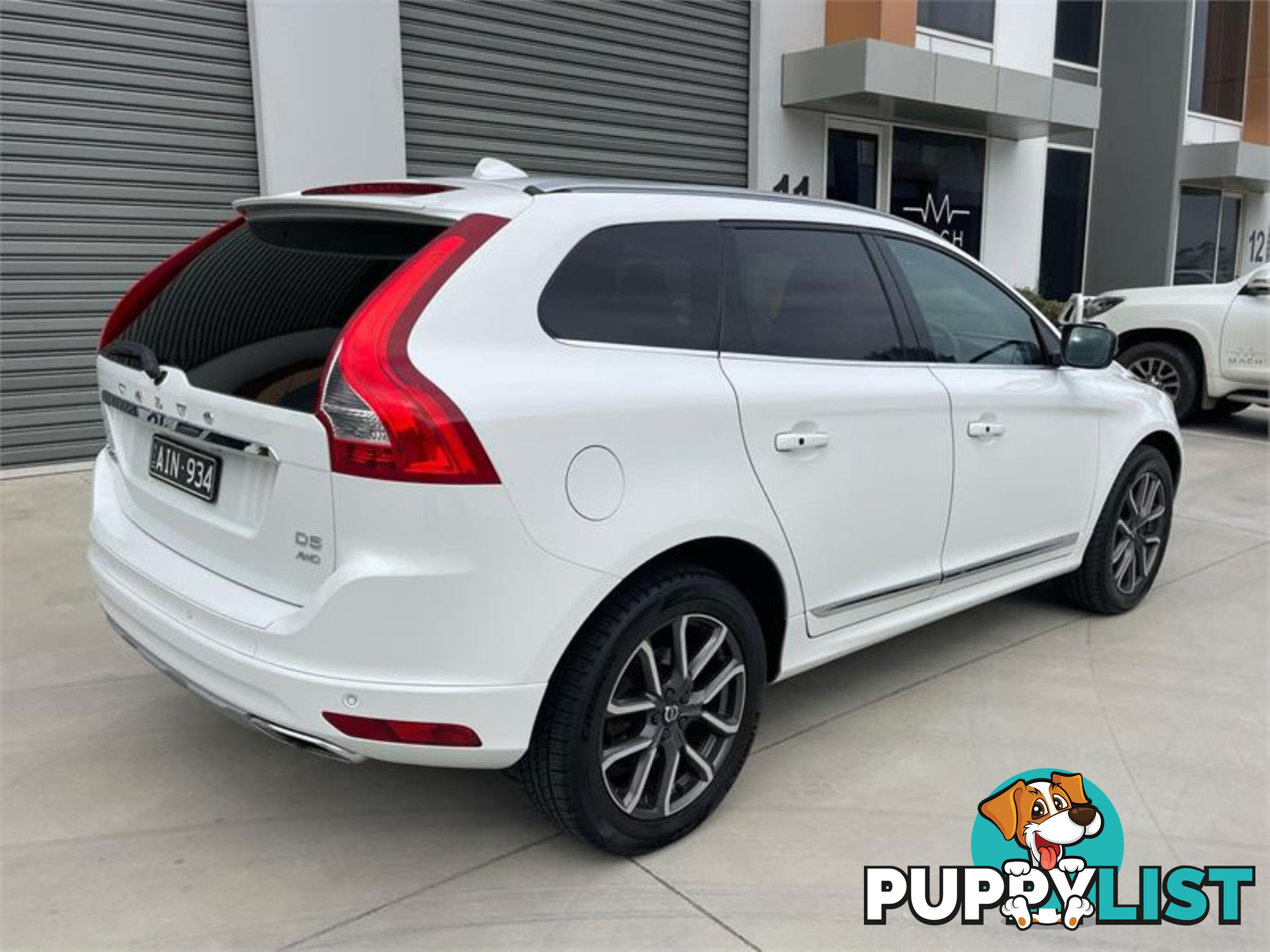 2015 VOLVO XC60 D5LUXURY DZMY16 WAGON