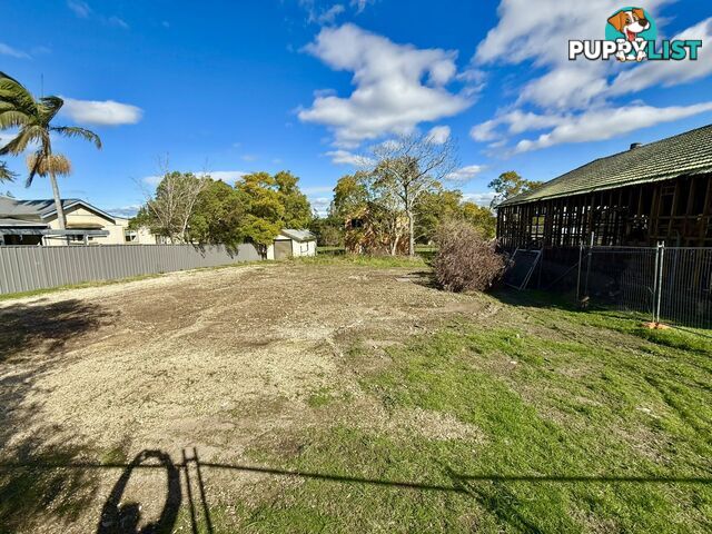 8 Railway Parade TAREE NSW 2430