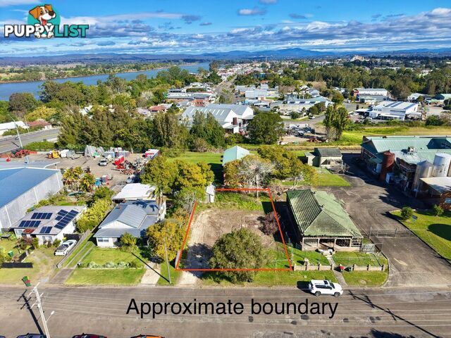 8 Railway Parade TAREE NSW 2430