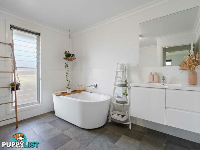 34 Shantull Drive WALLABI POINT NSW 2430