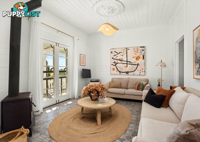 4 Washington Street TINONEE NSW 2430
