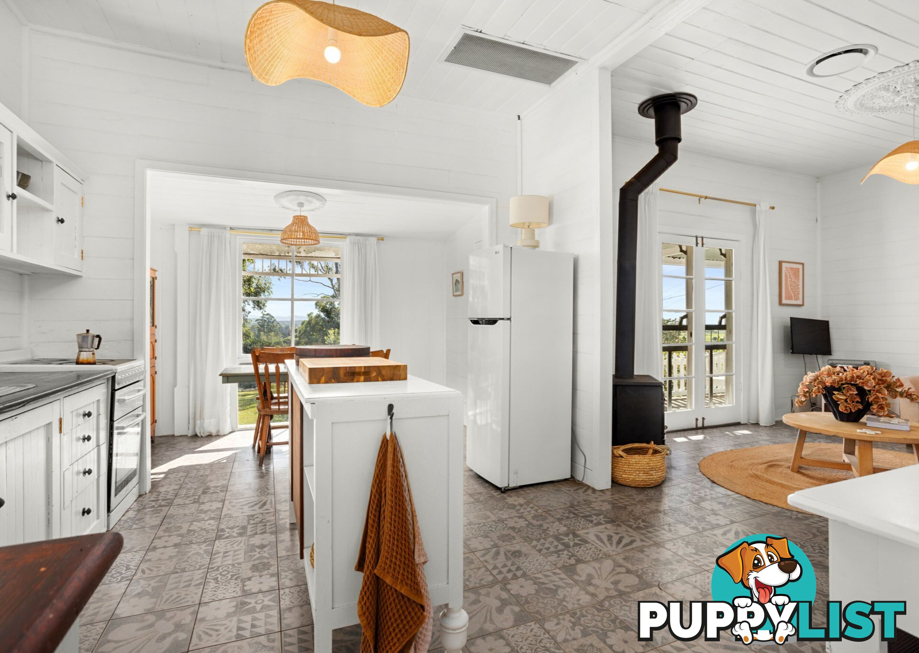 4 Washington Street TINONEE NSW 2430