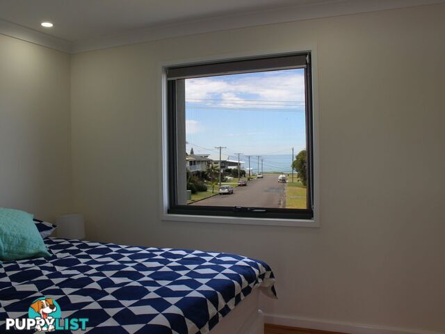 21 Ocean Drive WALLABI POINT NSW 2430