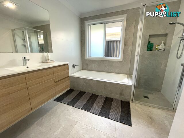 Unit 1/11 Auvergne Way OLD BAR NSW 2430