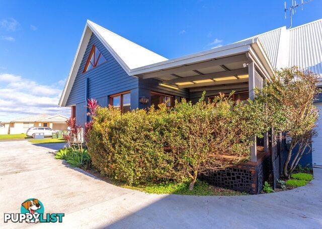 1/5 Flagtail Avenue OLD BAR NSW 2430