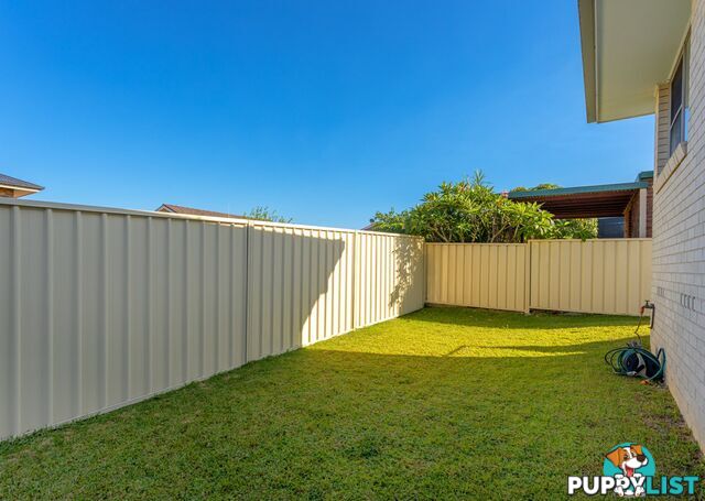 2/2 Laurina Close OLD BAR NSW 2430